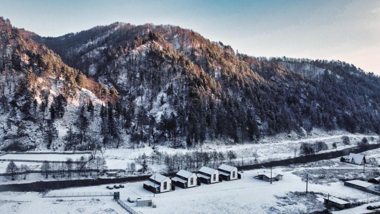 Complex Lunlo Village Brezoi Exteriér fotografie