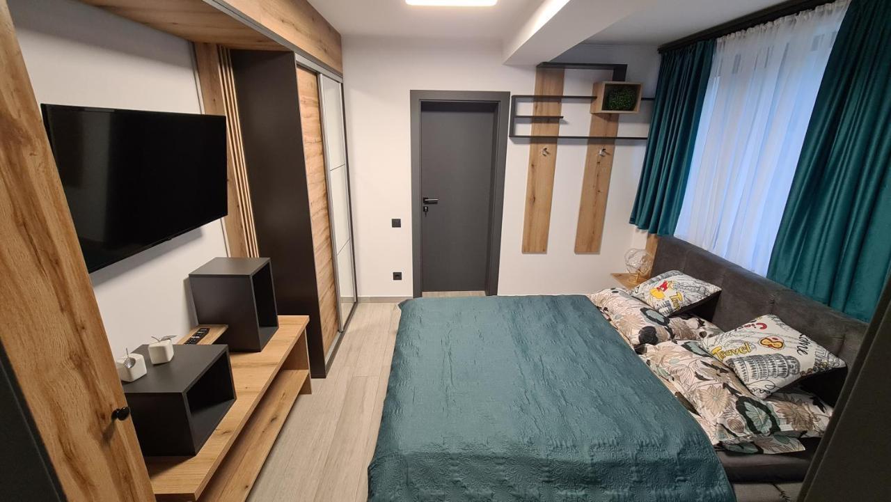 Complex Lunlo Village Brezoi Exteriér fotografie