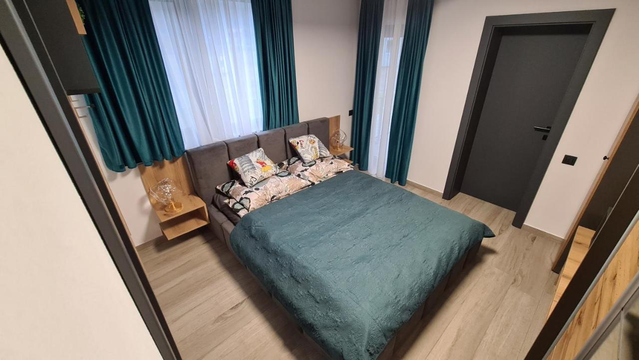 Complex Lunlo Village Brezoi Exteriér fotografie